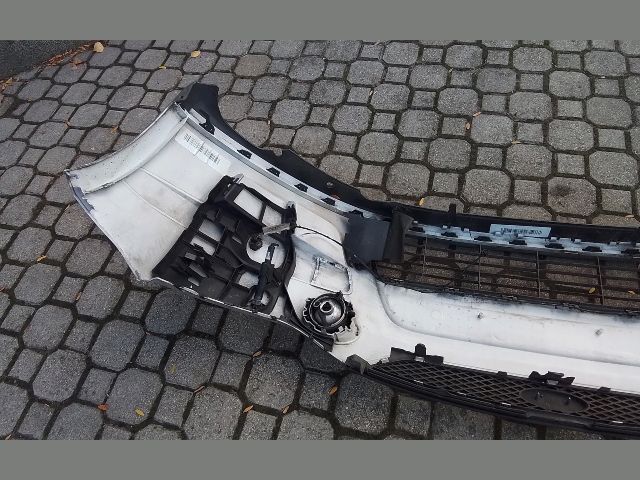 bontott FORD S-MAX Első Lökhárító (Részeivel)