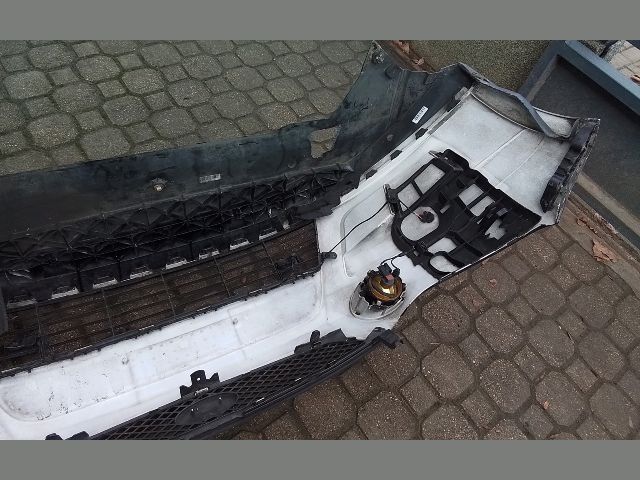 bontott FORD S-MAX Első Lökhárító (Részeivel)