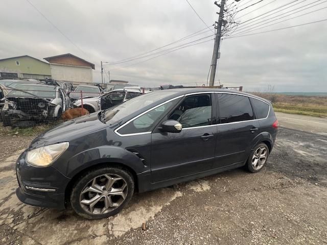 bontott FORD S-MAX Első Lökhárító (Üresen)