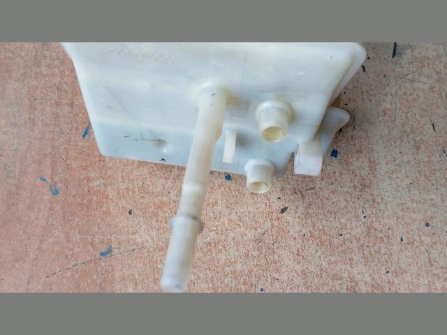 bontott FORD S-MAX Fékfolyadék Tartály