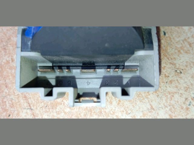 bontott FORD S-MAX Gyújtáskapcsoló Zárbetét