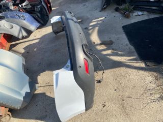 bontott FORD S-MAX Hátsó Lökhárító (Részeivel)