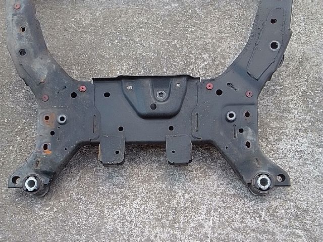 bontott FORD S-MAX II Első Bölcső