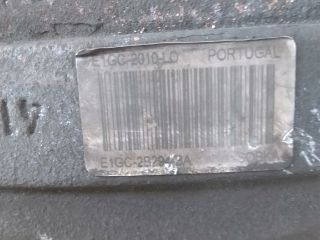 bontott FORD S-MAX II Jobb első Féknyereg Munkahengerrel