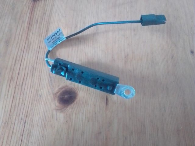 bontott FORD S-MAX II Antenna Erősítő