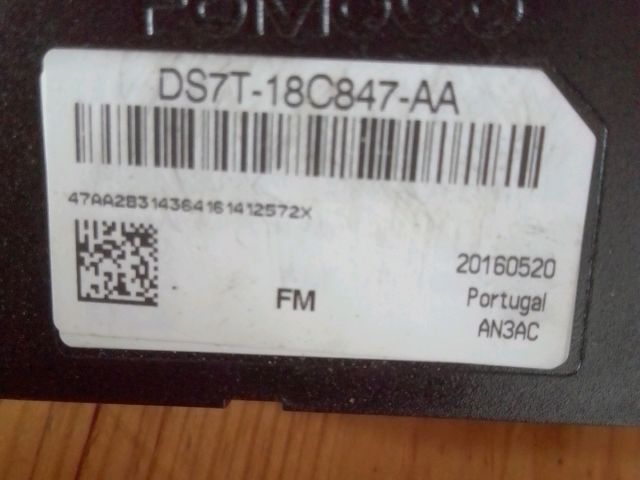 bontott FORD S-MAX II Antenna Erősítő