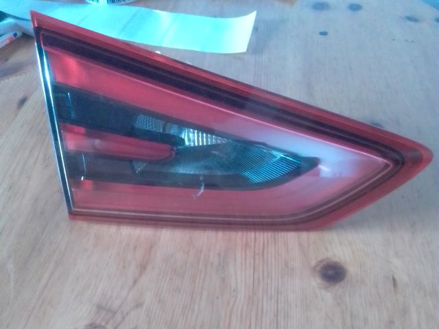 bontott FORD S-MAX II Bal Belső Hátsó Lámpa