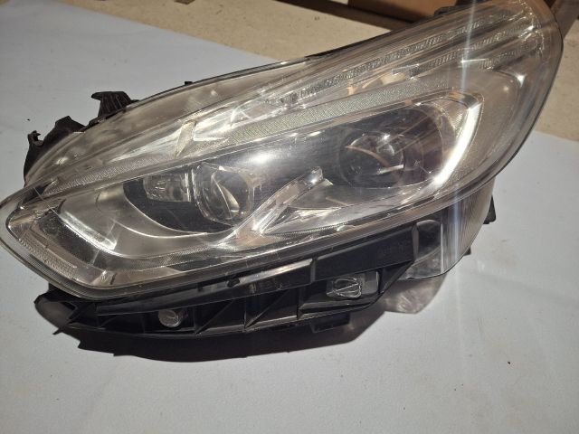 bontott FORD S-MAX II Bal Fényszóró