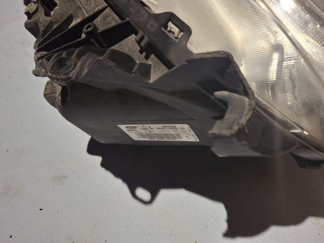 bontott FORD S-MAX II Bal Fényszóró