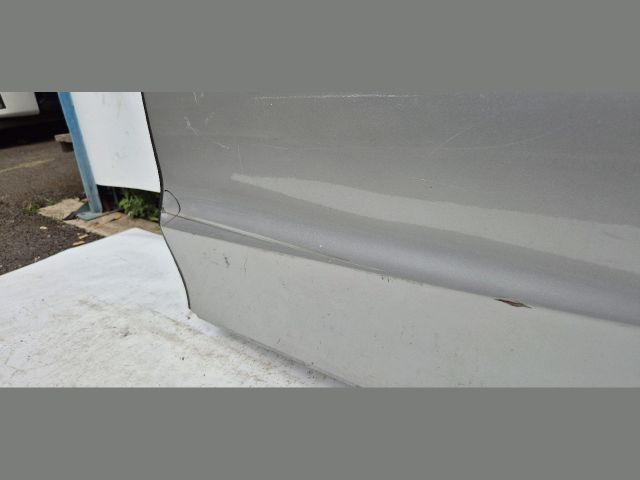 bontott FORD S-MAX II Bal hátsó Ajtó (Üres lemez)