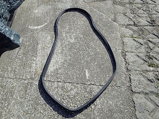 bontott FORD S-MAX II Csomagtérajtó Gumikéder