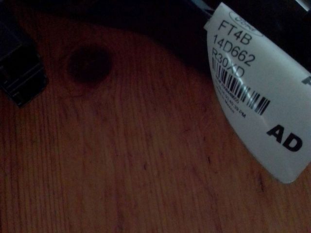 bontott FORD S-MAX II Első Hamutartó