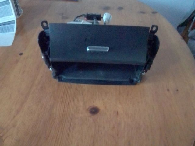 bontott FORD S-MAX II Első Hamutartó