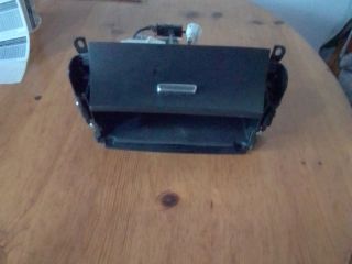 bontott FORD S-MAX II Első Hamutartó