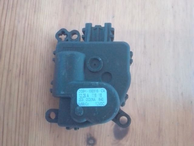 bontott FORD S-MAX II Fűtés Állító Motor