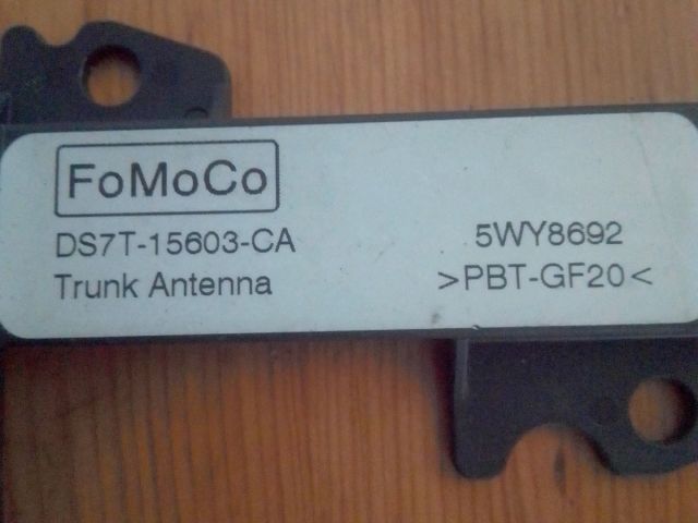bontott FORD S-MAX II GPS Antenna