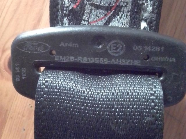 bontott FORD S-MAX II Hátsó középső Biztonsági Öv