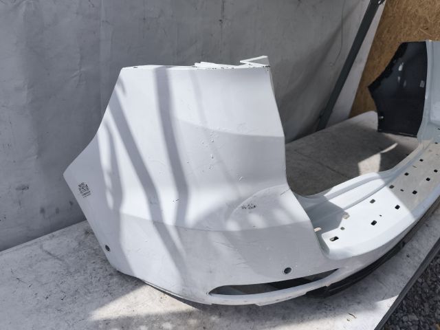 bontott FORD S-MAX II Hátsó Lökhárító (Részeivel)