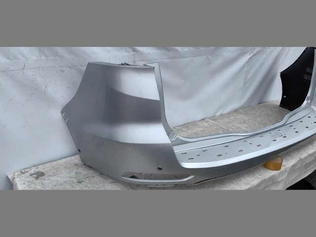 bontott FORD S-MAX II Hátsó Lökhárító (Üresen)