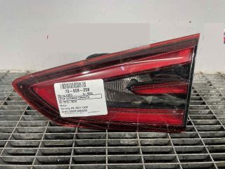 bontott FORD S-MAX II Jobb Belső Hátsó Lámpa