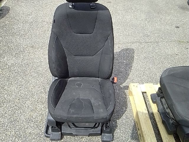 bontott FORD S-MAX II Jobb első Ülés