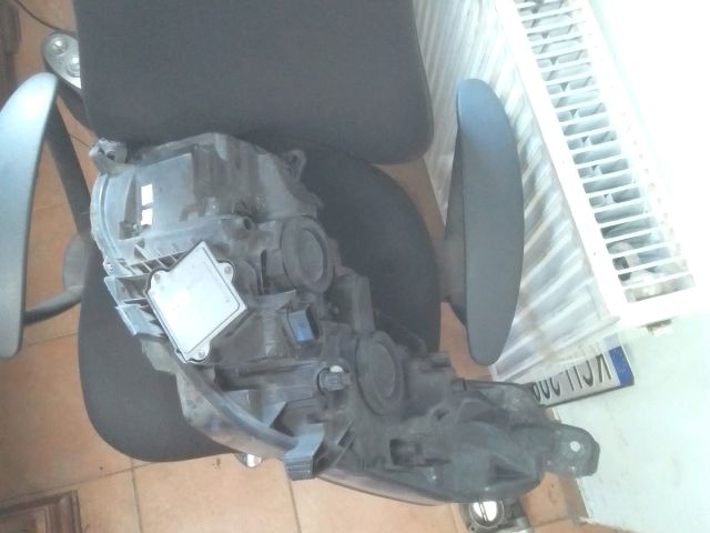 bontott FORD S-MAX II Jobb Fényszóró