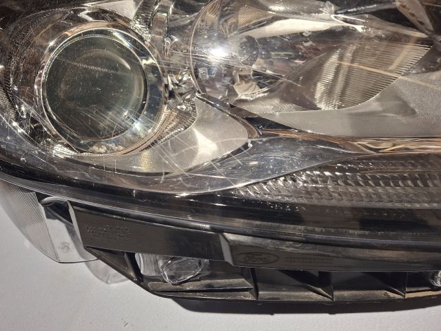 bontott FORD S-MAX II Jobb Fényszóró