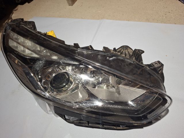 bontott FORD S-MAX II Jobb Fényszóró