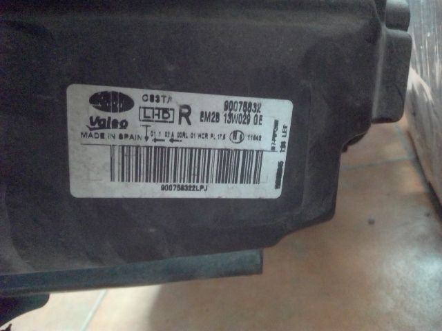 bontott FORD S-MAX II Jobb Fényszóró