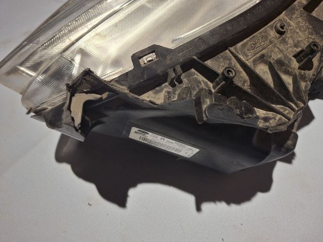 bontott FORD S-MAX II Jobb Fényszóró