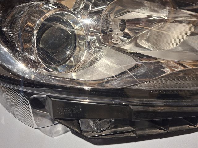 bontott FORD S-MAX II Jobb Fényszóró