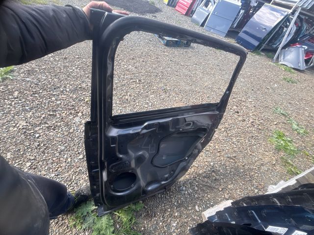 bontott FORD S-MAX II Jobb hátsó Ajtó (Üres lemez)