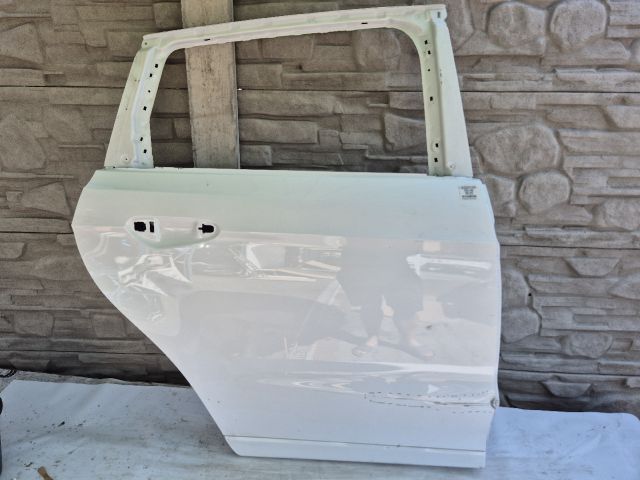 bontott FORD S-MAX II Jobb hátsó Ajtó (Üres lemez)