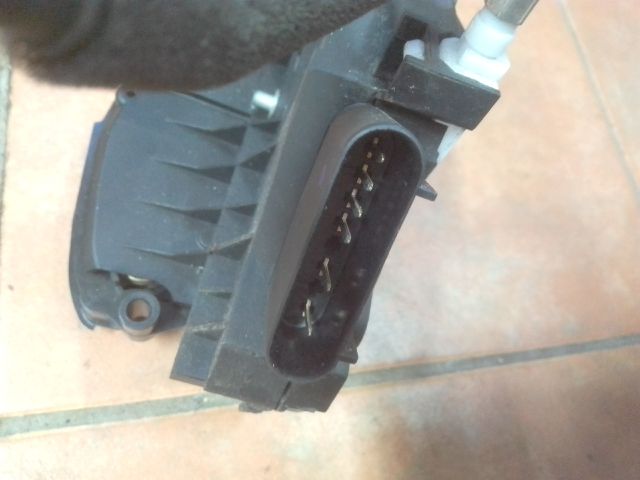 bontott FORD S-MAX II Jobb hátsó Ajtózár