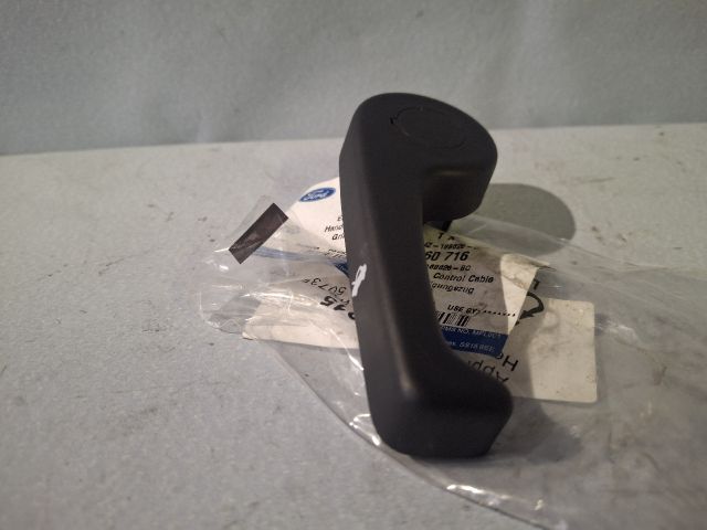 bontott FORD S-MAX II Motorháztető Nyitó Kar / Gomb