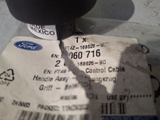 bontott FORD S-MAX II Motorháztető Nyitó Kar / Gomb