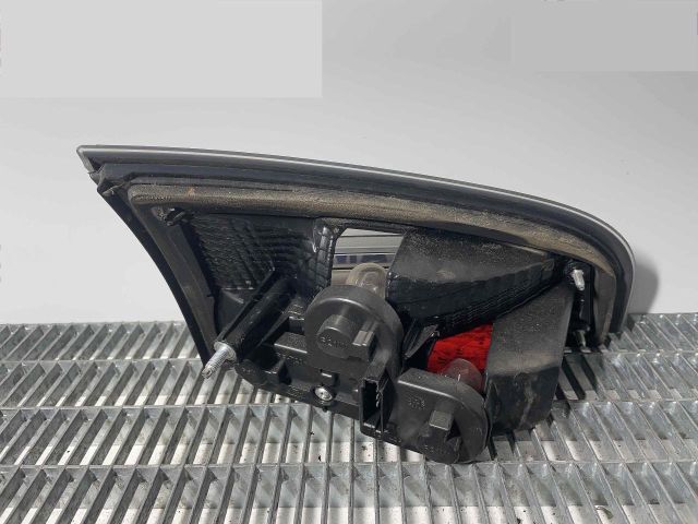 bontott FORD S-MAX Jobb Belső Hátsó Lámpa