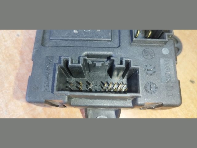 bontott FORD S-MAX Jobb első Ajtó Vezérlőegység