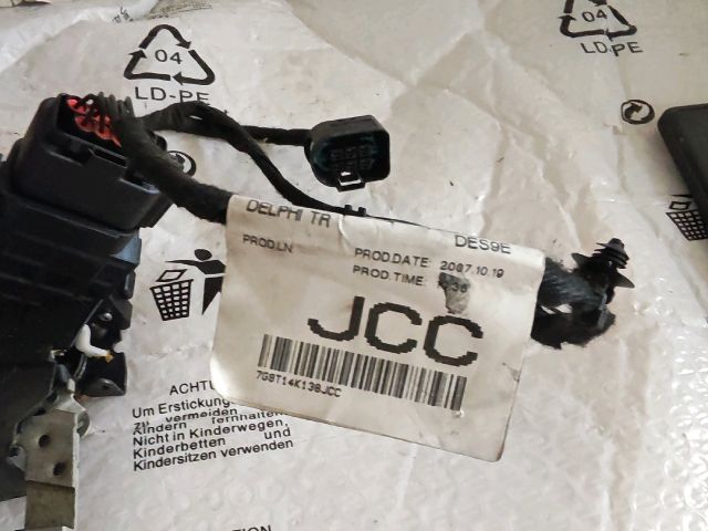 bontott FORD S-MAX Jobb első Ajtózár