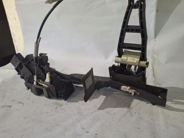 bontott FORD S-MAX Jobb első Ajtózár