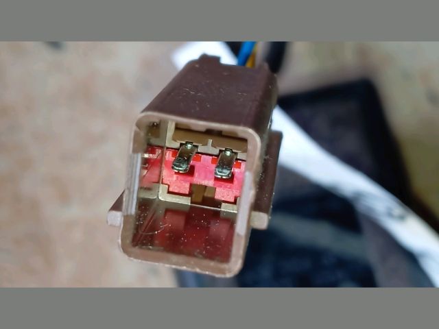 bontott FORD S-MAX Jobb első Biztonsági Öv Csat