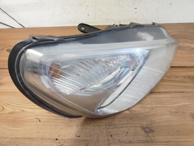 bontott FORD S-MAX Jobb Fényszóró