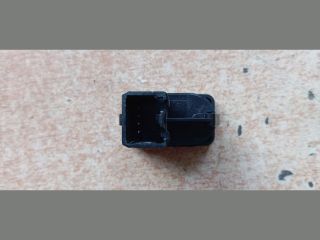 bontott FORD S-MAX Jobb hátsó Ablakemelő Kapcsoló