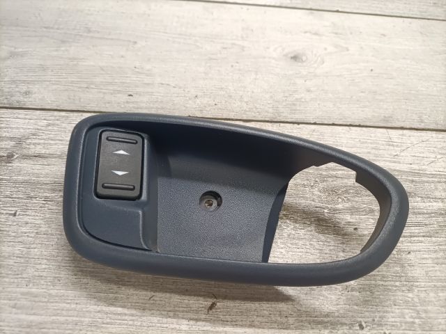 bontott FORD S-MAX Jobb hátsó Ablakemelő Kapcsoló