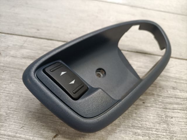 bontott FORD S-MAX Jobb hátsó Ablakemelő Kapcsoló