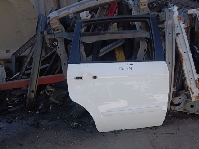 bontott FORD S-MAX Jobb hátsó Ajtó (Üres lemez)