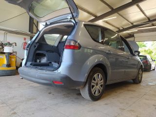 bontott FORD S-MAX Jobb hátsó Csonkállvány Kerékaggyal