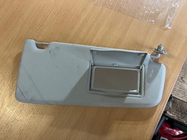 bontott FORD S-MAX Jobb Napellenző