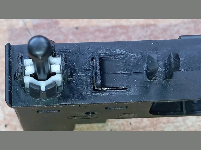 bontott FORD S-MAX Kesztyűtartó Világítás