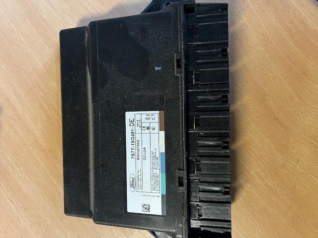 bontott FORD S-MAX Komfort Elektronika